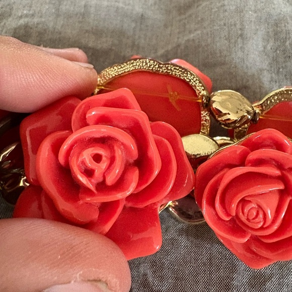 Vintage inspired orange and Gold Rose Bracelet - Picture 4 of 4